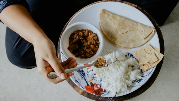 Où trouver des cours de cuisine ayurvédique en Inde sans frais?